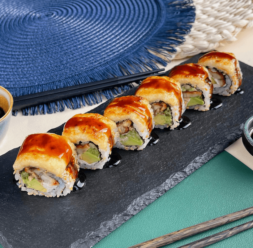 Запеченный ролл с угрем Запеченный ролл с угрем